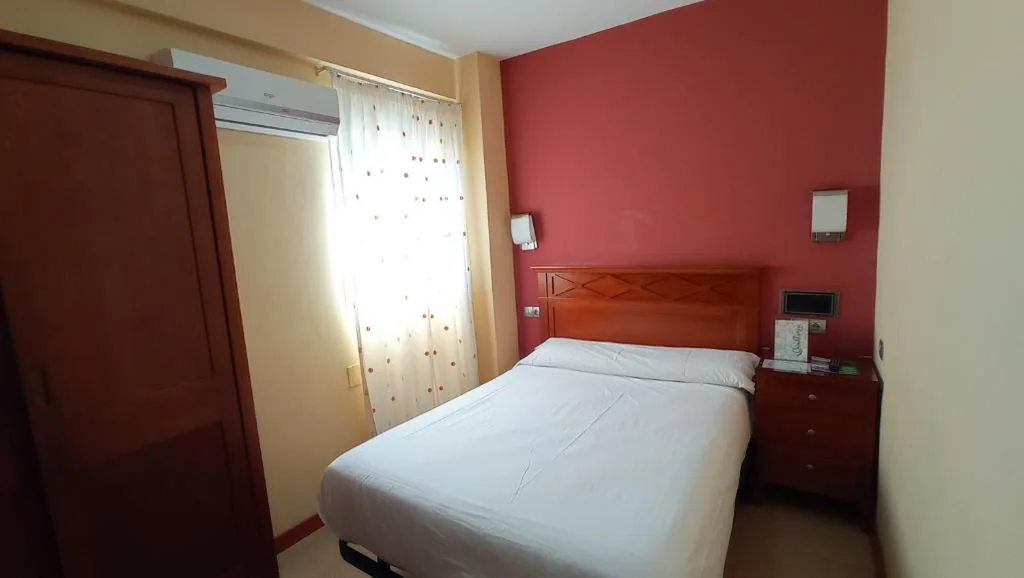 Deluxe eenpersoonskamer — Pensión Restaurante Casablanca