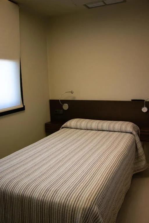 Single Room — PENSIÓN RESTAURANTE "O RETIRO "