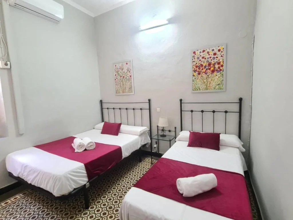 Triple Room — Pensión Riosol