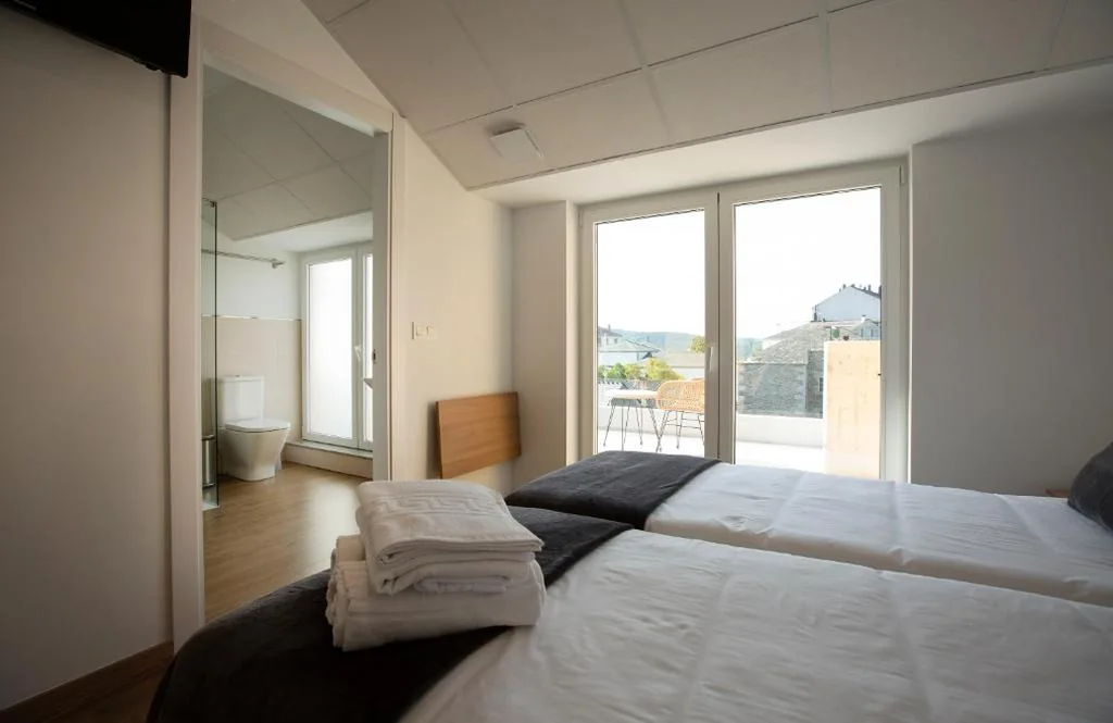 Doppelzimmer mit 2 Einzelbetten — Pensión Roma