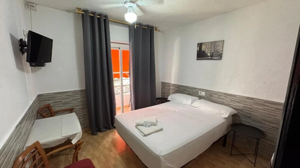 Doppelzimmer — PENSIÓN ROSA