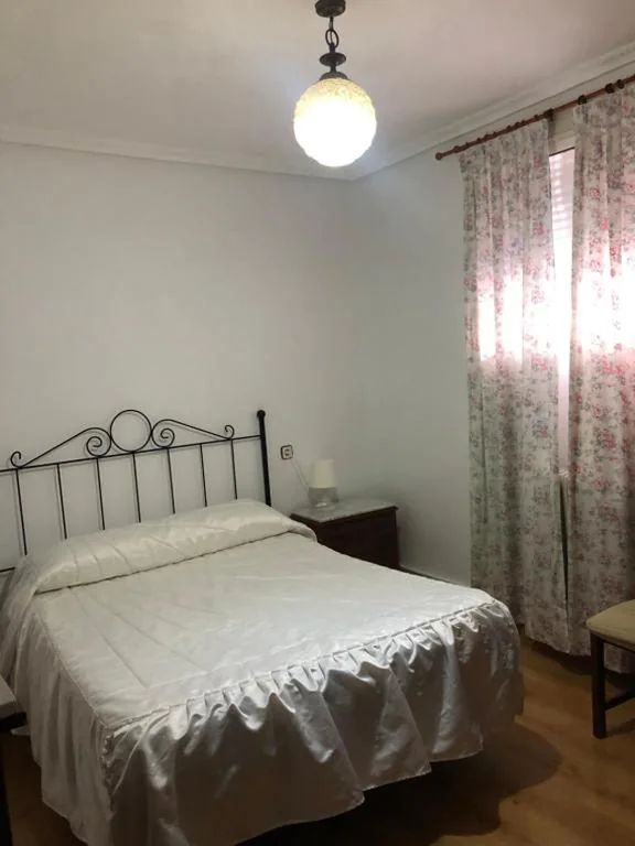 Quarto Duplo com Casa de Banho Partilhada - 1 ou 2 camas — Pensión Ruiz