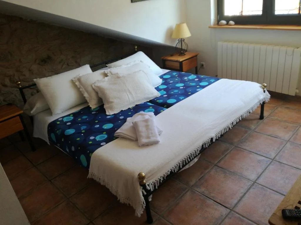 Deluxe Doppelzimmer mit Balkon — Pensión Rustica Alemana