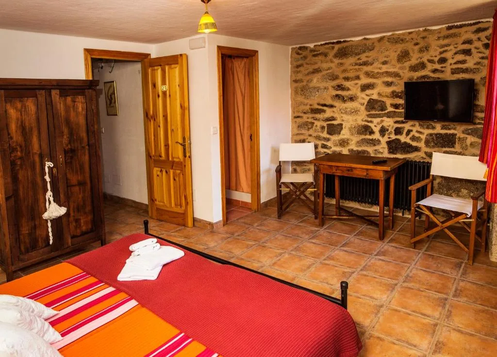Doppelzimmer im 2. Stock — Pensión Rustica Alemana