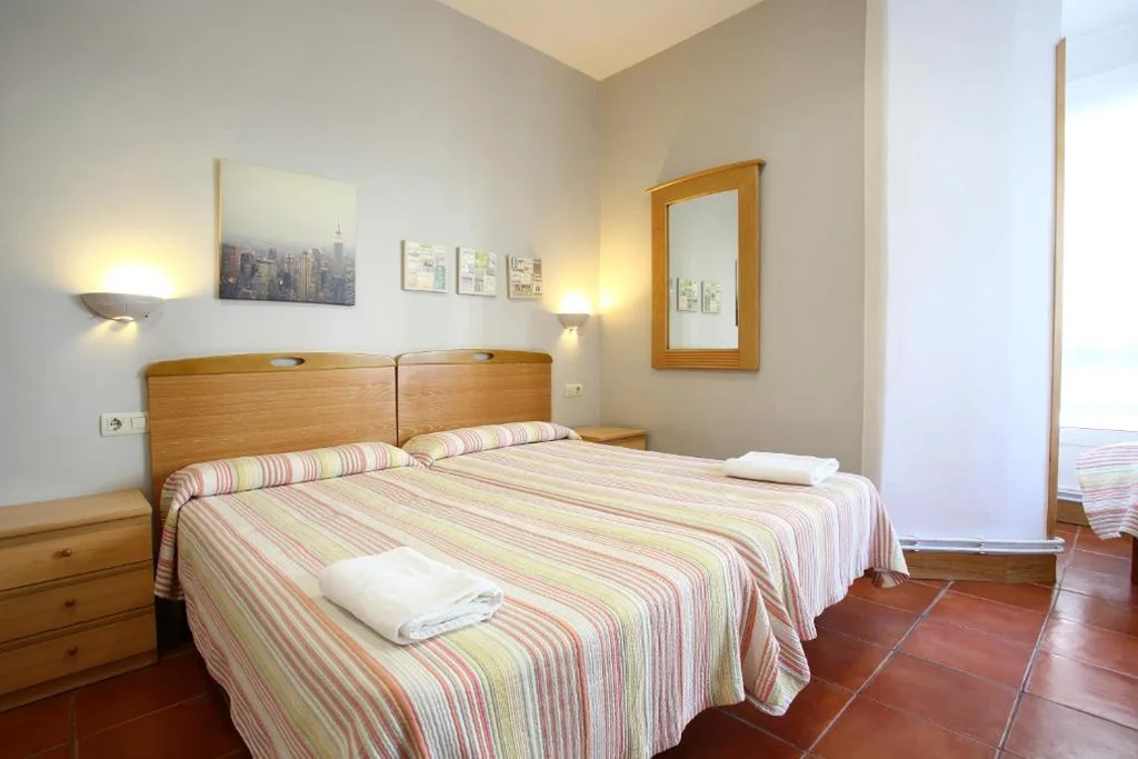 Standaard Familiekamer met gedeelde badkamer — Pensión San Telmo / San Juan