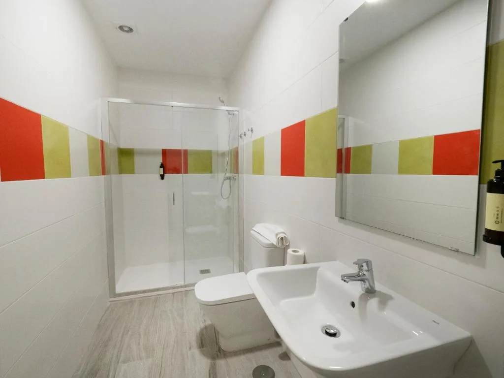 Habitación Triple — Pensión Spa Cruceiro de Pedrouzo