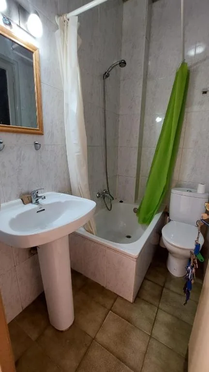 Standaardkamer - 1 groot bed — Pension Suiza