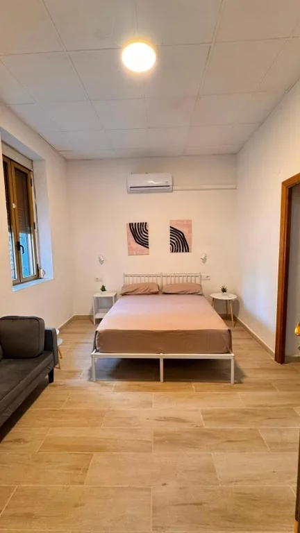 Habitación Doble con baño privado — Pensión Thessa