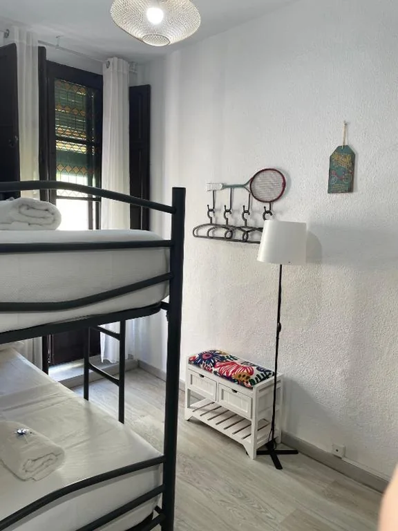 Habitación Doble con baño compartido — Pension Venecia Gomerez