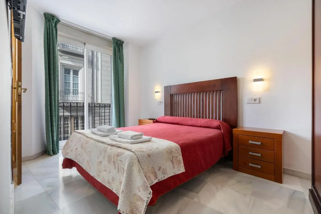 Habitación Doble con balcón — Pensión Veracruz 1