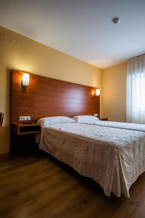Camera doppia con bagno privato — Pension Viella Asturias