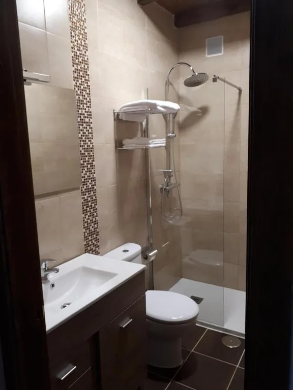 Twin Room with Private Bathroom — Pension Vilanova