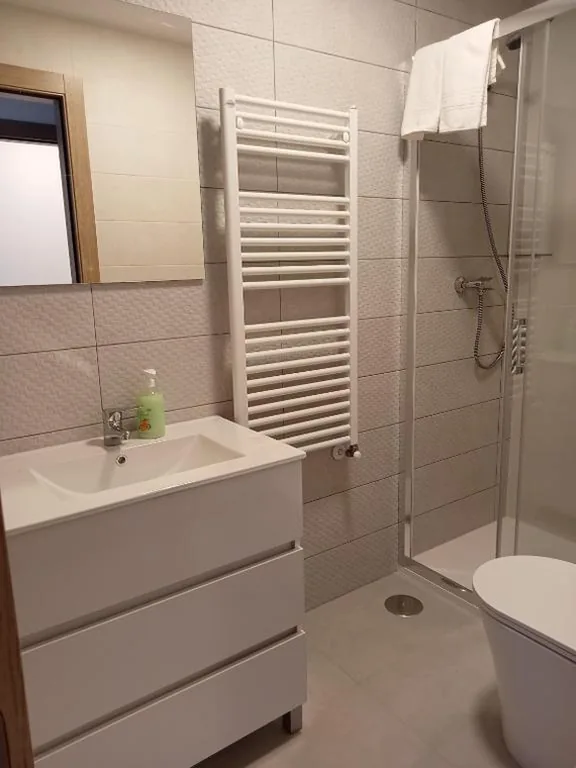 Standard-Doppelzimmer mit 2 Betten — Pension Xacobeo Lavacolla