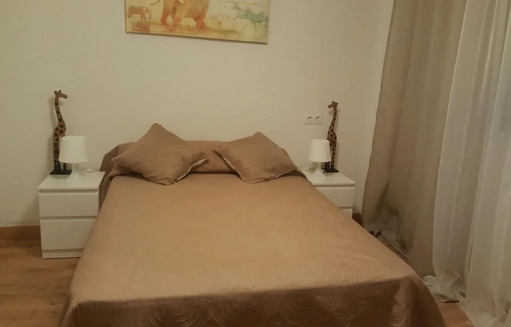 Quarto Duplo com casa de banho partilhada — Pension Yna Holiday
