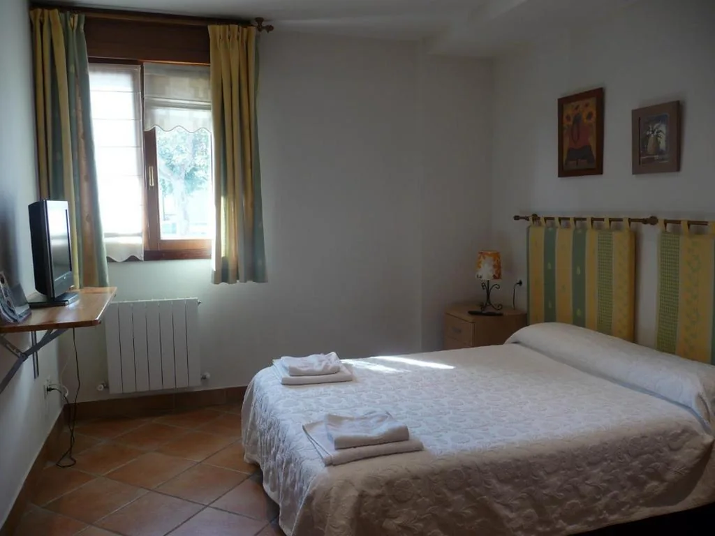 Camera doppia con bagno privato — Pension zelaigane