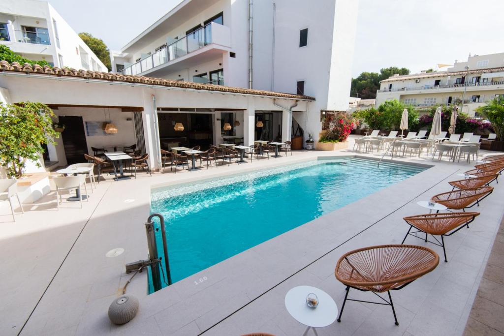 Petit Garden Hotel by Flacalco