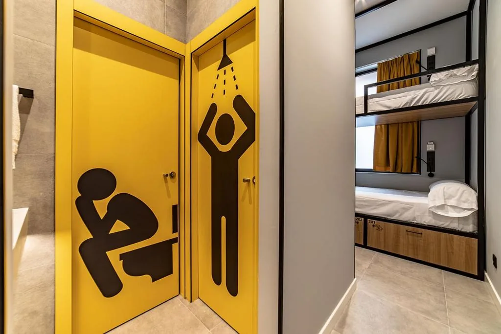 Letto in camera condivisa mista da 6 letti — Petit Hostel La Latina