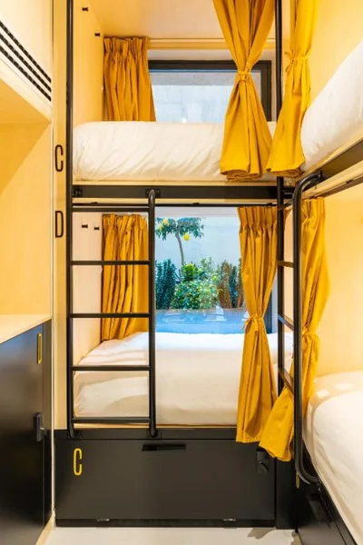Petit Hostel Palacio Real — foto 2
