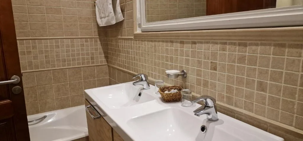 Habitación Doble - 1 o 2 camas — PETIT HOTEL ALGAIDA