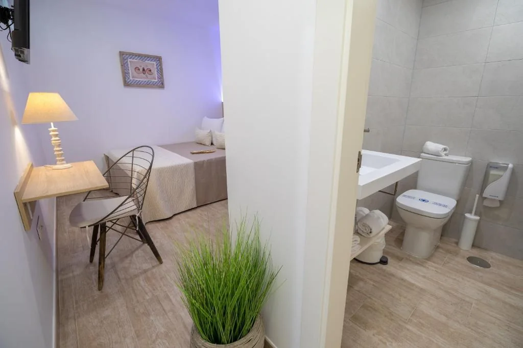 Habitación Doble Económica sin ventana — Petit Malaga Congress