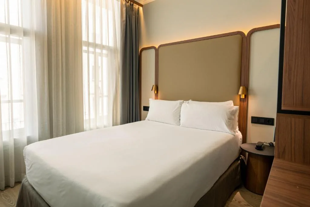 Habitación Doble Pequeña (1-2 adultos) — Petit Palace Alcalá