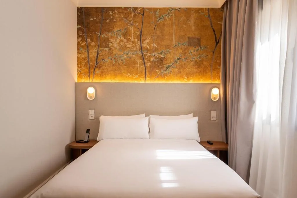 Habitación Doble Pequeña (1 o 2 adultos) — Petit Palace Cliper-Gran Vía