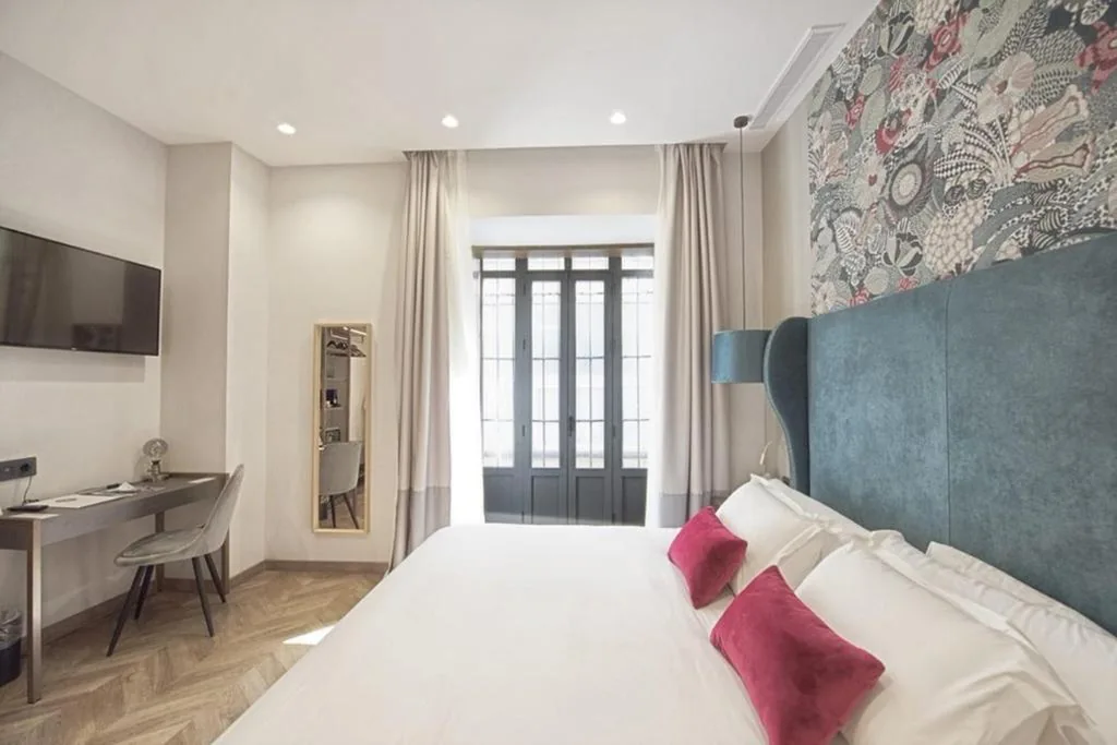 Standard-Dreibettzimmer — Petit Palace La Campana anteriormente Soho Boutique Sevilla