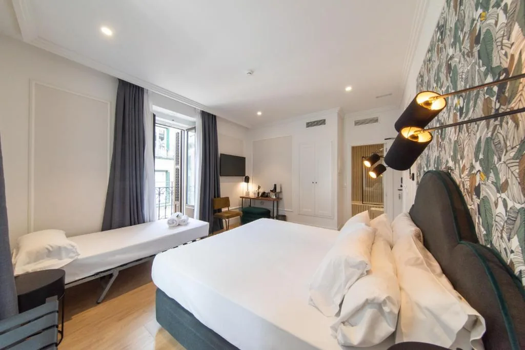 Habitación Triple — Petit Palace Los Austrias anteriormente Soho Boutique Ópera