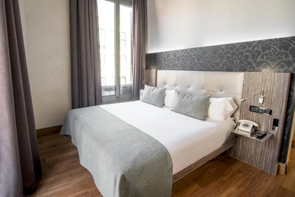 Zimmer (1 oder 2 Erwachsene) – 1 oder 2 Betten — Petit Palace Museum
