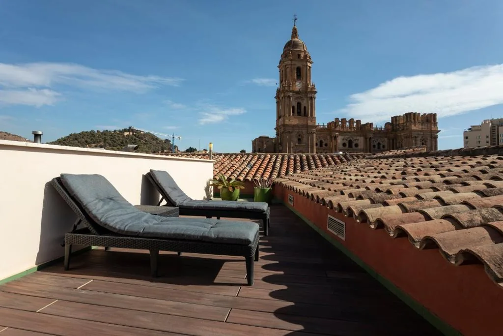 Chambre double avec terrasse — Petit Palace Plaza Málaga