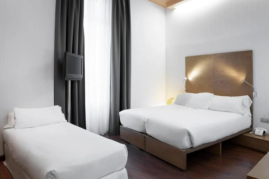 Chambre triple — Petit Palace Plaza Málaga