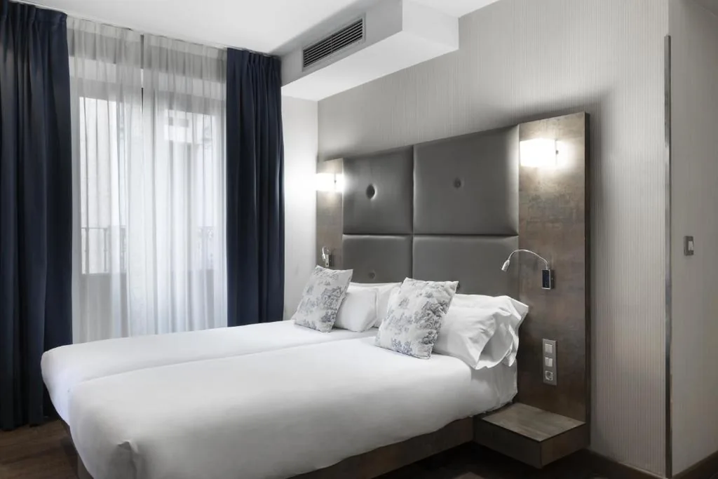 Quarto Duplo Standard — Petit Palace Posada del Peine