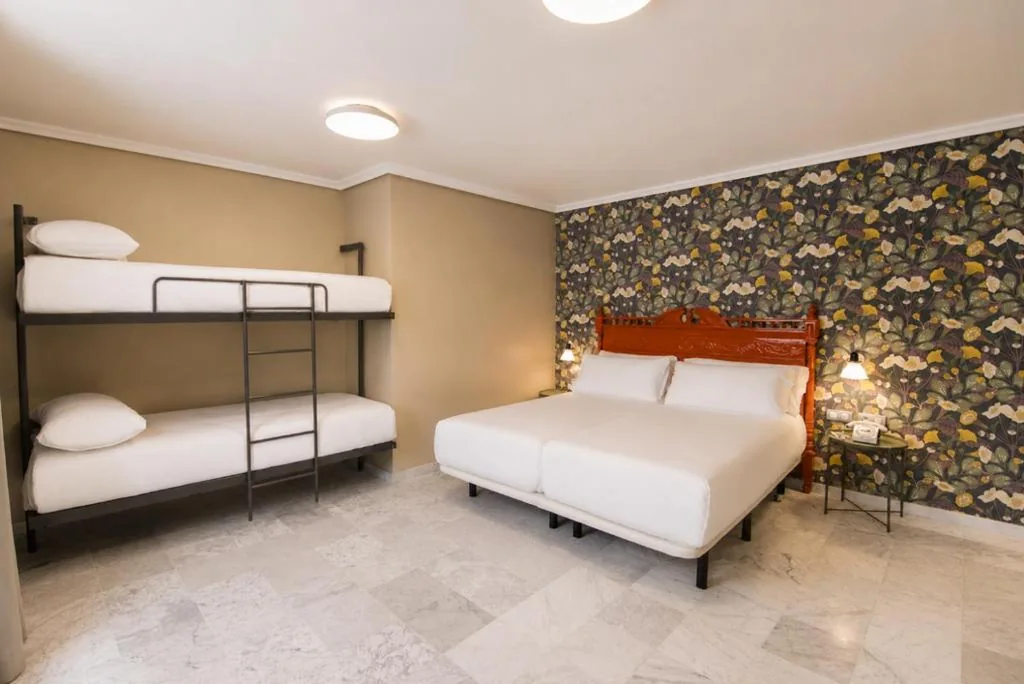 4人部屋 — Petit Palace Puerta de Triana