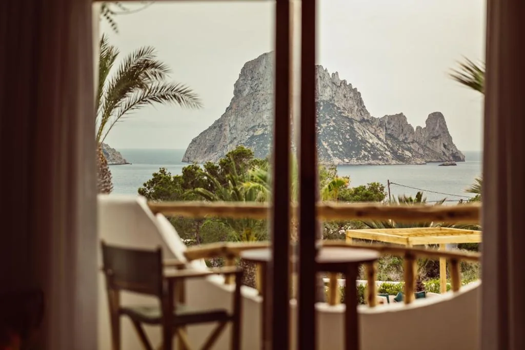 Deluxe Es Vedrà - sea view — Petunia Ibiza, a Beaumier hotel