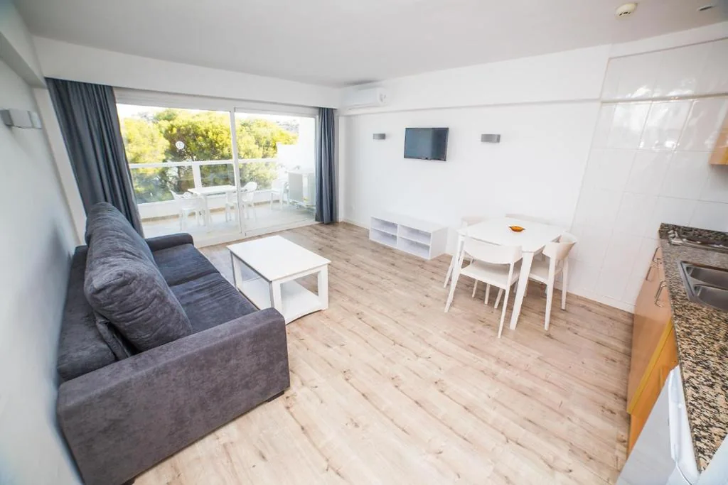 Apartamento de 1 dormitorio (3 adultos + 1 niño) — Pierre & Vacances Mallorca Portofino
