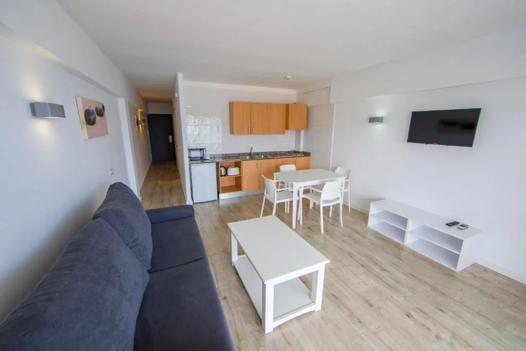 Apartamento de 2 dormitorios con vistas al mar — Pierre & Vacances Mallorca Portofino