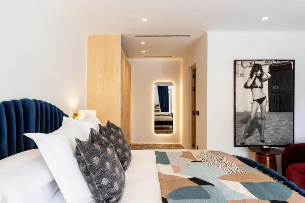Suite Junior con terrazza — Pikes Ibiza