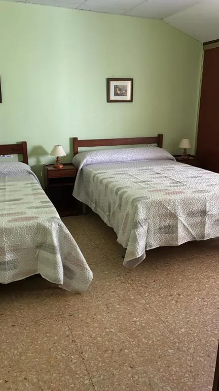 Camera tripla — Pinarillos