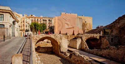Plaça De La Font — photo 11
