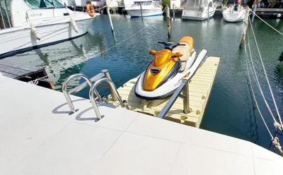 Plage à 500 m, Maison haut de gamme avec amarre privée, accès mer en 5 min sans pont, jacuzzi — foto 11