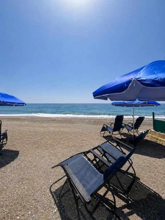 Playa Almayate Apartamentos