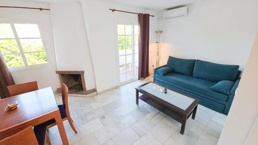 两居室公寓（4至6位成人） — Playa Golf Apartamentos con Piscina
