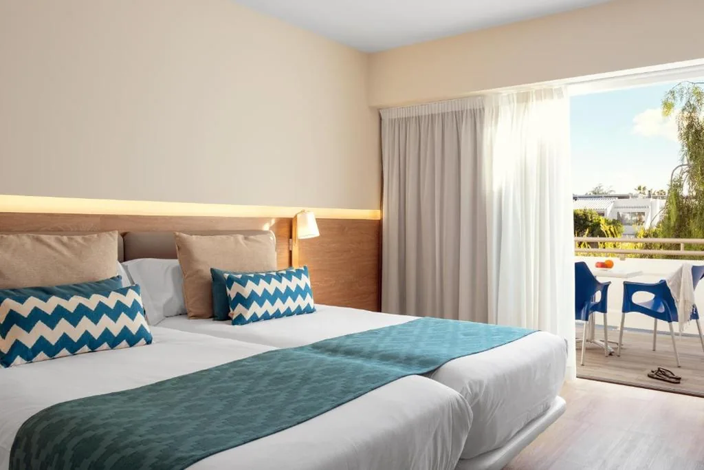 Suite Junior con balcón — Playa Park Zensation