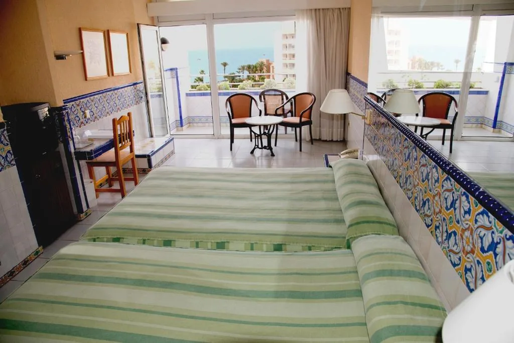 Chambre triple — Playalinda