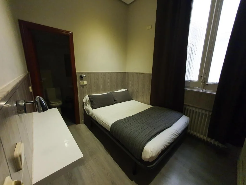 Habitación Doble — Plaza Dort Rooms IV