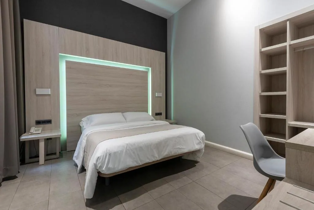 Standard-Doppelzimmer — Plaza Goya Rooms
