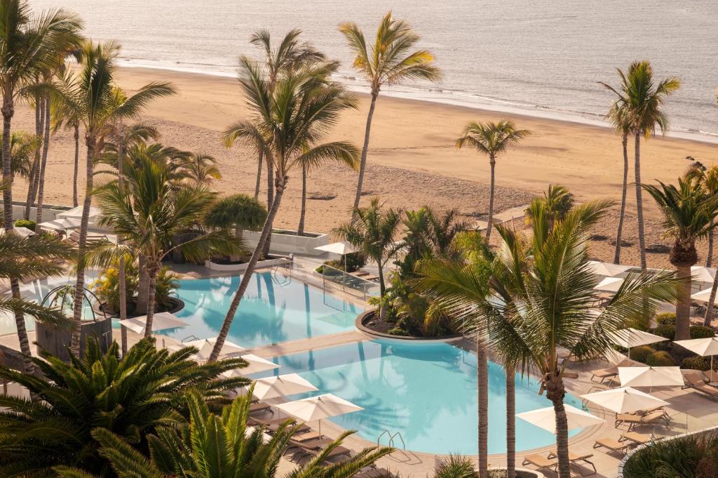 Plus Fariones Suite Hotel