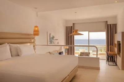 Plus Fariones Suite Hotel — foto 3