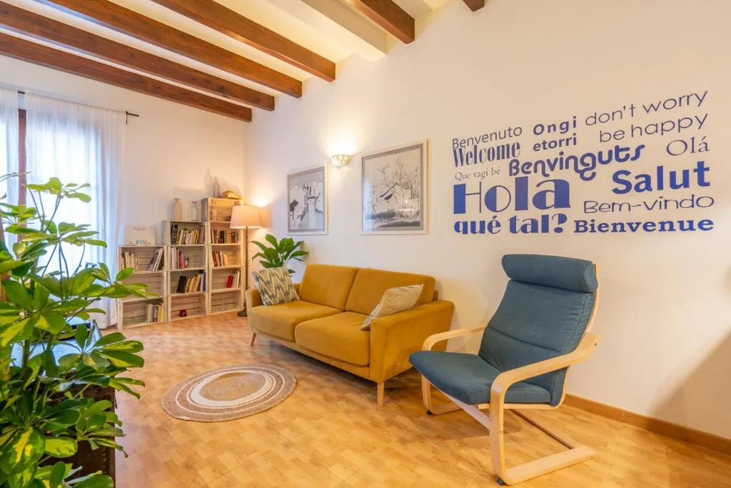 Apartamento con balcón — POC A POC SUITES