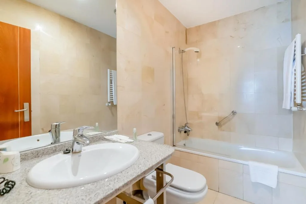 Habitación Triple — Ponferrada Plaza